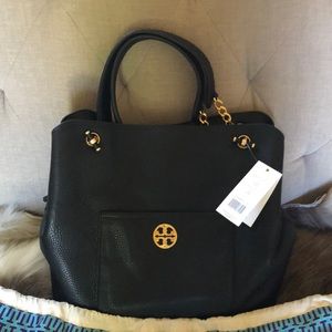 Tory Burch Chelsea Slouchy tote black leather